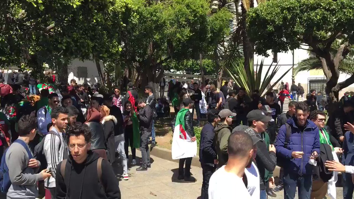 12.30 at the Grande Poste. Protest of the students this Tuesday.