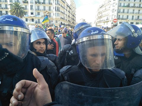 Algiers - Major police forces are deployed near the Grande Poste. (Photos: Imane Aouimeur - TSA)