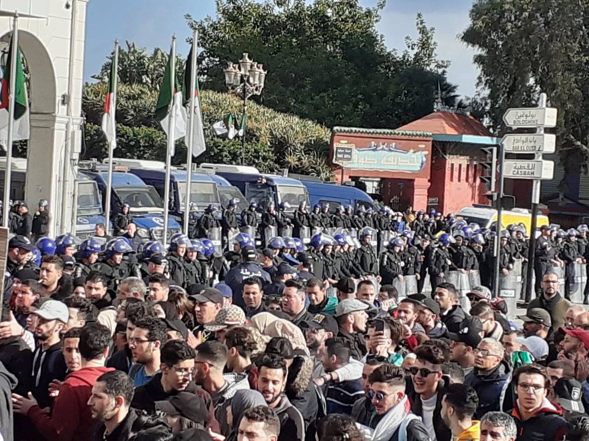 Alger : le 42e mardi en photos