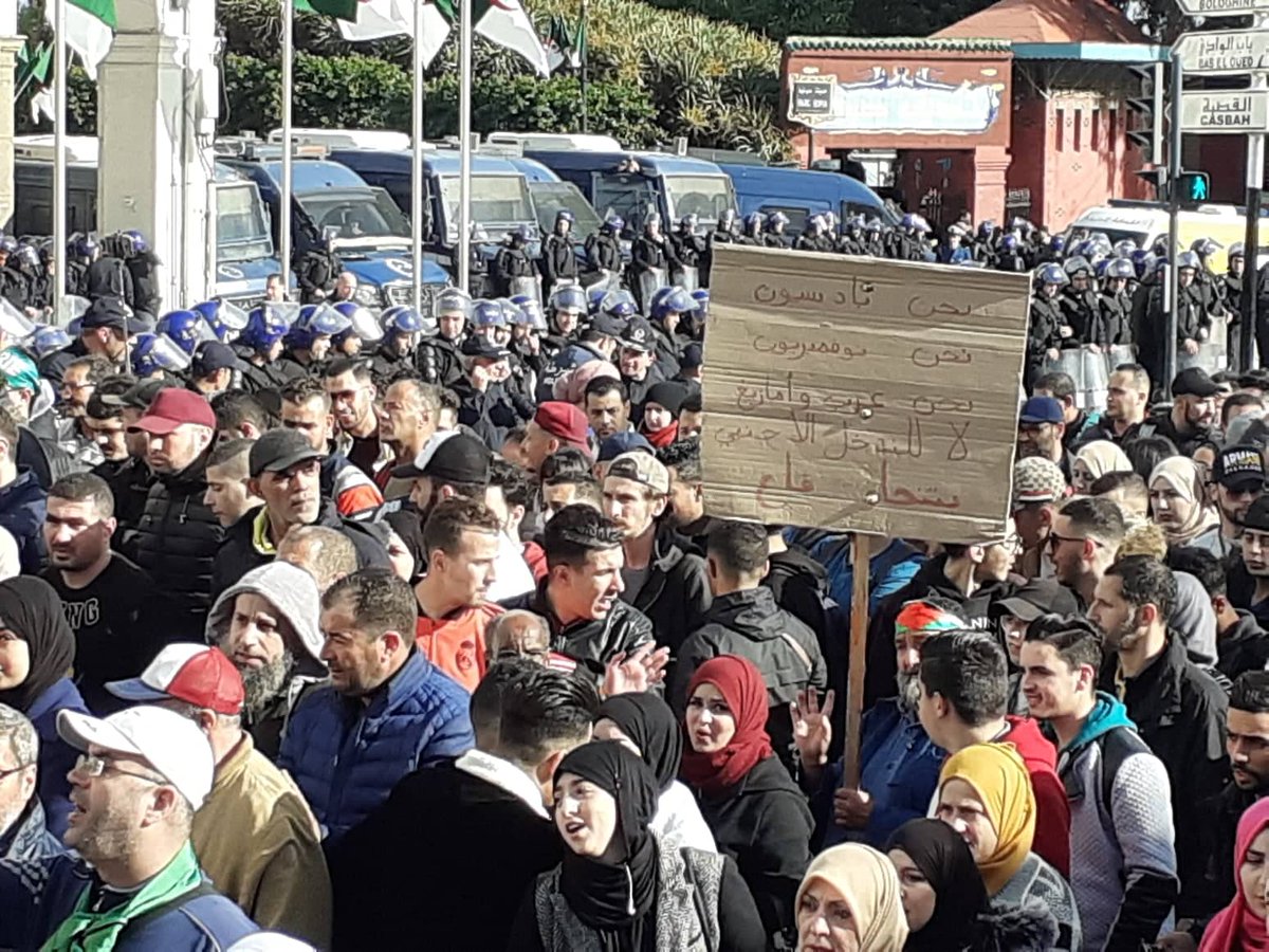 Alger : le 42e mardi en photos
