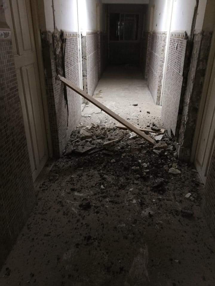 Several buildings are heavily damaged & destroyed in the city of Béjaia. Algerie earthquake 