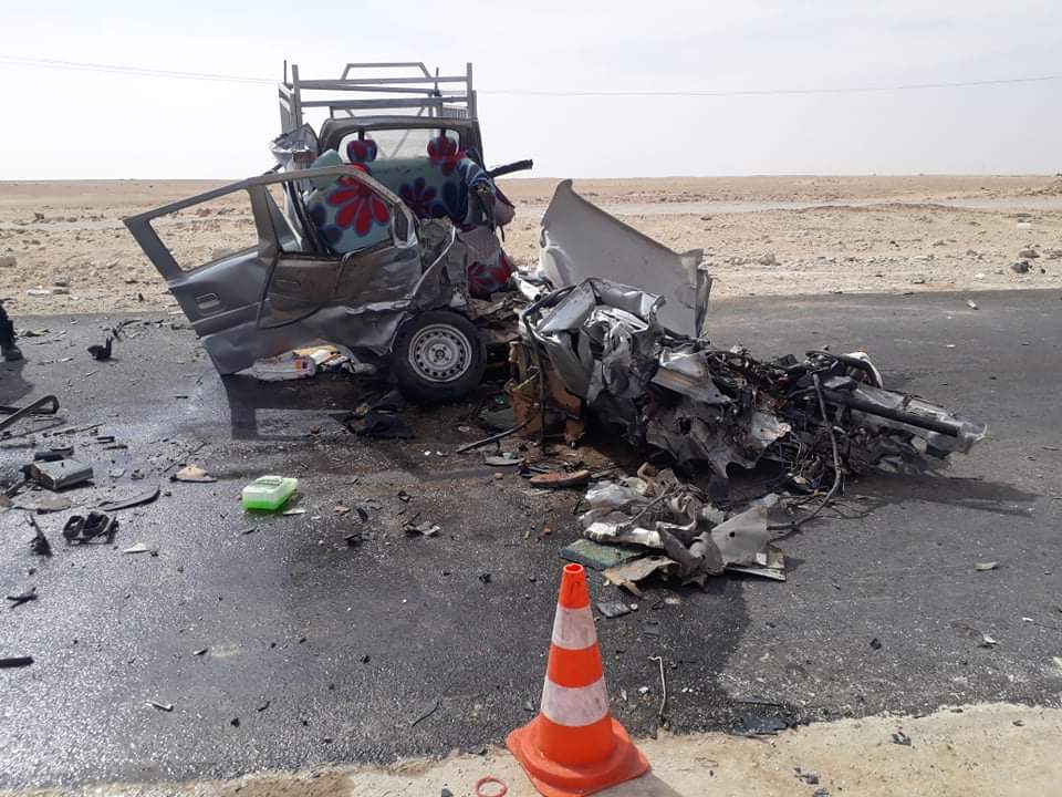 2 personnes ont trouvé la mort et 4 autres ont été grièvement blessées dans un terrible accident de la route, ce mercredi sur la RN6, dans la wilaya d'Adrar, indique la Protection civile. Les images de l'accident montrent la violence du choc entre les deux voitures